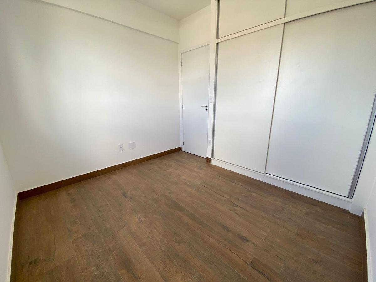 Apartamento, Candelária, 3 Quartos, 2 Vagas, 1 Suíte
