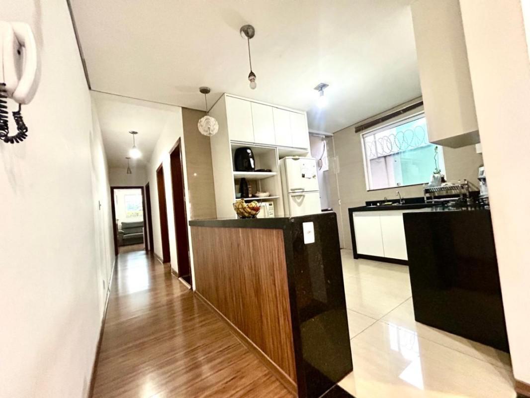 Casa, Serrano, 3 Quartos, 5 Vagas, 1 Suíte
