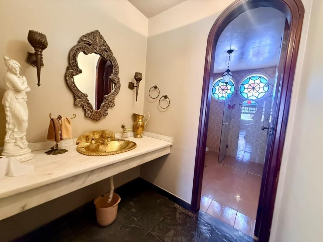 Casa, Santa Lúcia, 4 Quartos, 3 Vagas, 1 Suíte