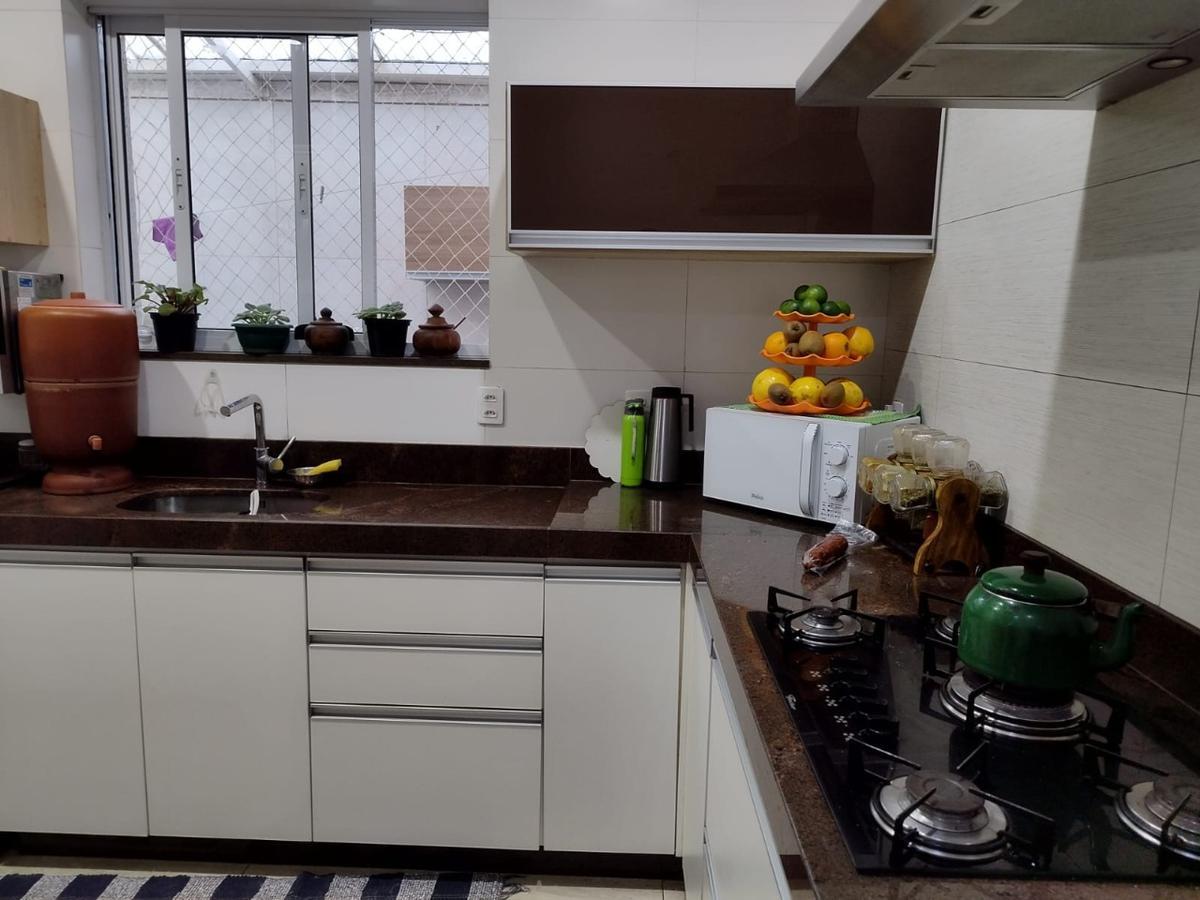 Casa, Colégio Batista, 3 Quartos, 2 Vagas, 1 Suíte