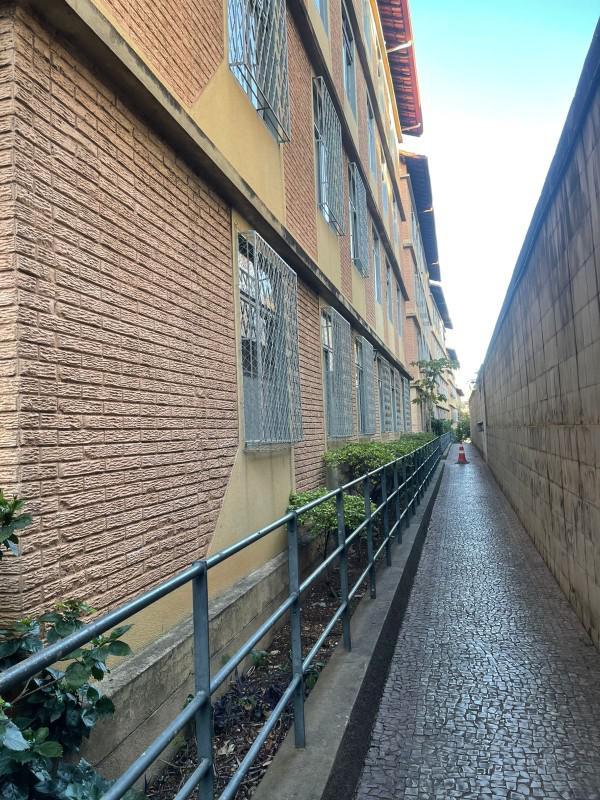Apartamento, Carlos Prates, 2 Quartos, 1 Vaga