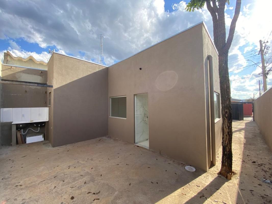 Casa, Cidade de Deus, 3 Quartos, 2 Vagas, 1 Suíte