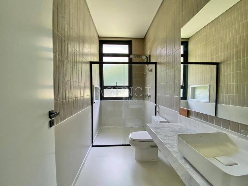 Casa, Alphaville - Lagoa dos Ingleses, 4 Quartos, 0 Vaga, 4 Suítes