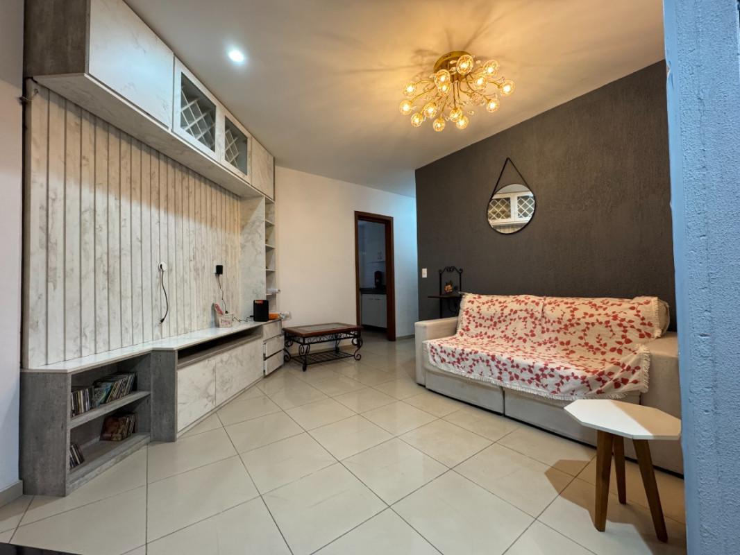 Apartamento, Sagrada Família, 2 Quartos, 1 Vaga, 1 Suíte