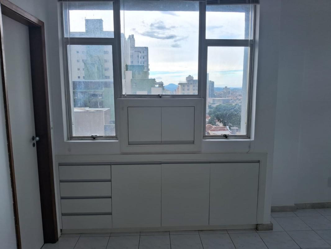 Sala, Floresta, 0 Quarto, 3 Vagas