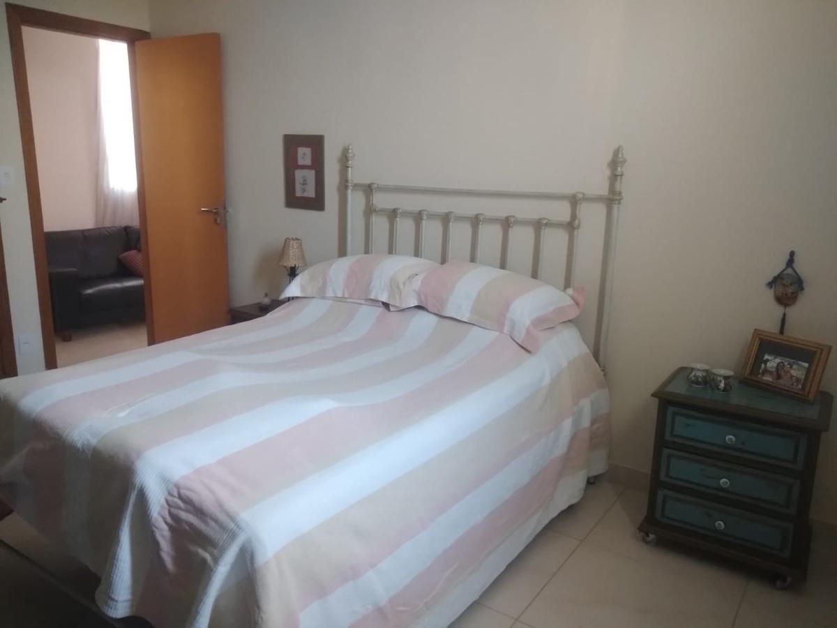 Casa, Cachoeirinha, 2 Quartos, 1 Vaga