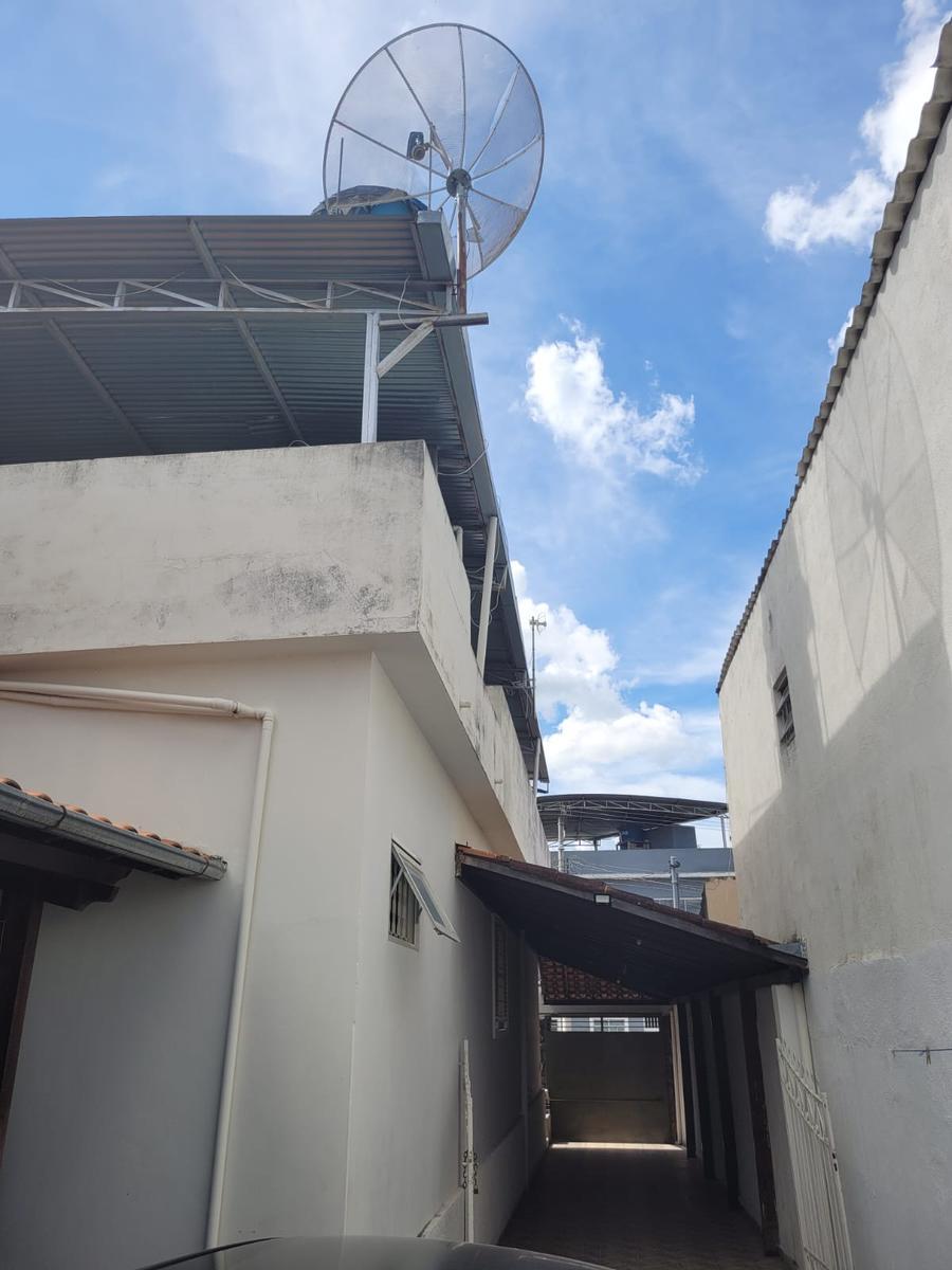 Casa, Centro, 6 Vagas, 2 Suítes
