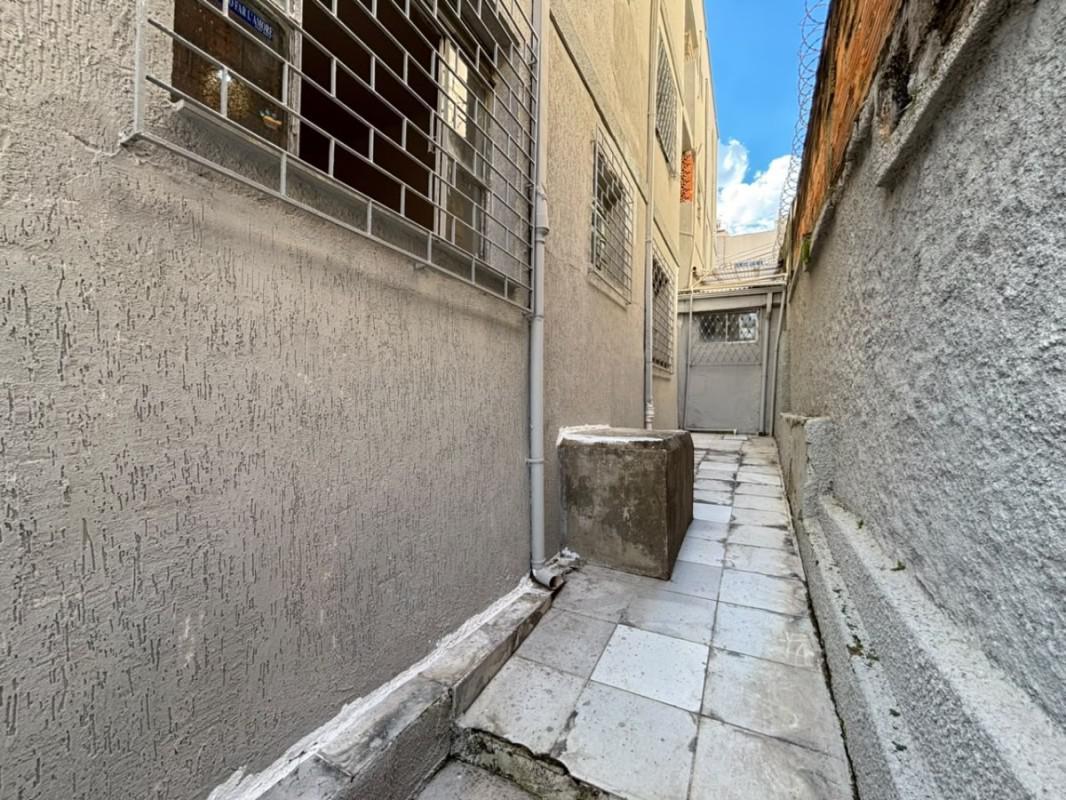 Apartamento, Sagrada Família, 2 Quartos, 1 Vaga