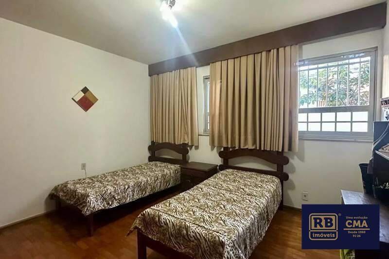 Casa, Serra, 4 Quartos, 4 Vagas, 1 Suíte