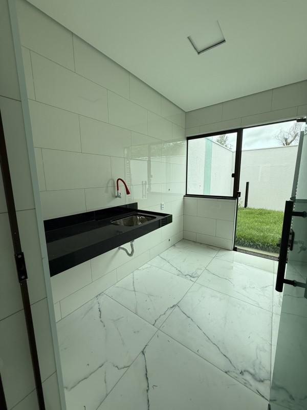 Casa, Espírito Santo, 3 Quartos, 4 Vagas, 1 Suíte