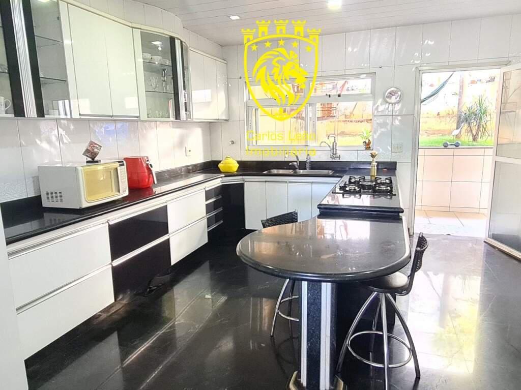 Casa, Havaí, 4 Quartos, 3 Vagas, 3 Suítes