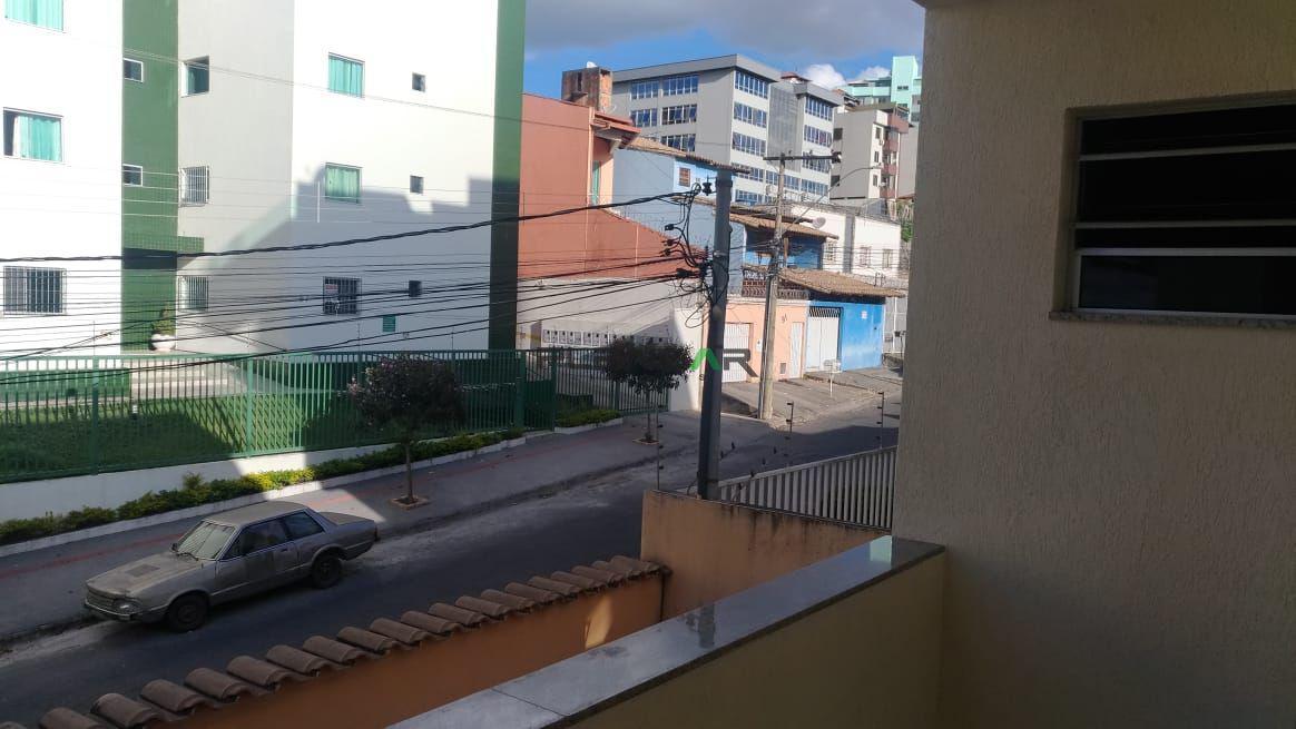 Casa, Jardim Riacho das Pedras, 4 Quartos, 2 Vagas, 1 Suíte