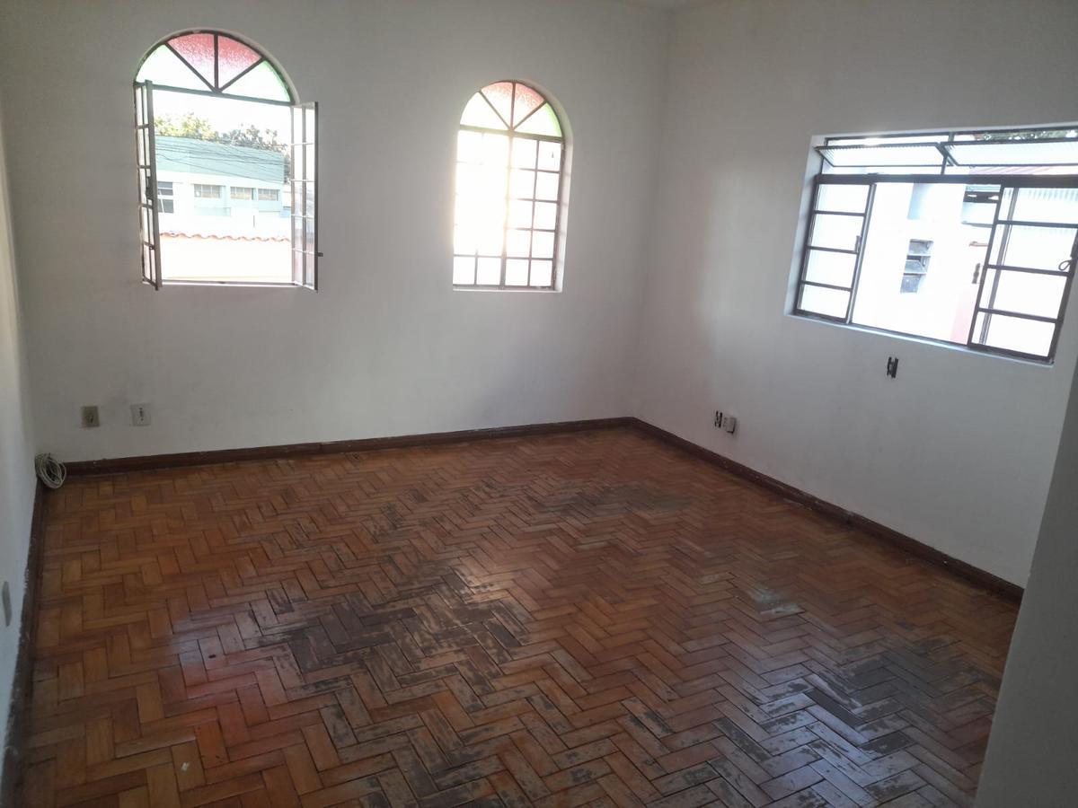 Casa, Floramar, 3 Quartos, 2 Vagas, 1 Suíte