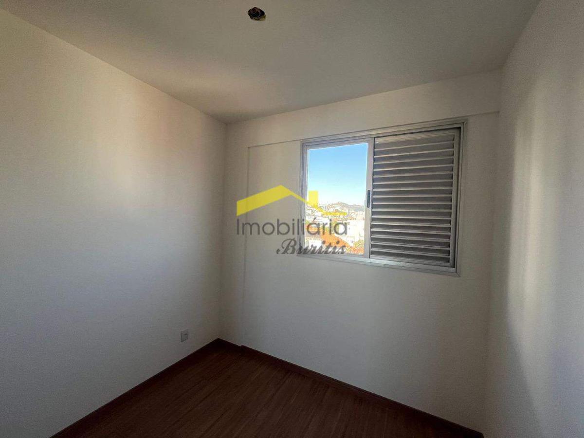 Apartamento, Havaí, 3 Quartos, 2 Vagas, 1 Suíte