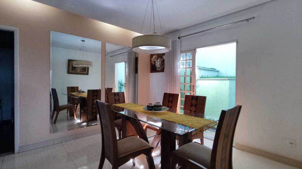 Casa, Santa Helena, 3 Quartos, 4 Vagas, 1 Suíte