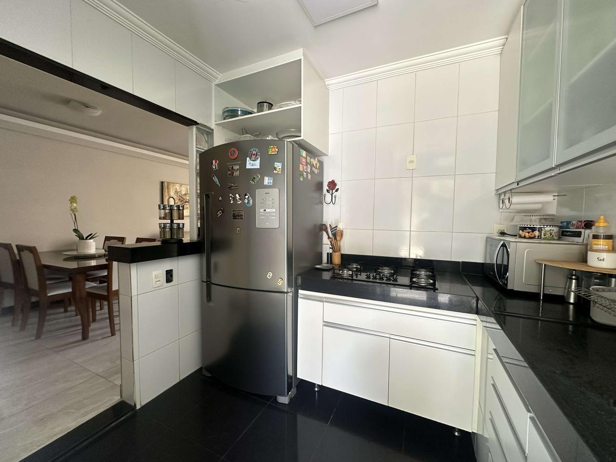 Casa, Fernão Dias, 3 Quartos, 2 Vagas, 1 Suíte