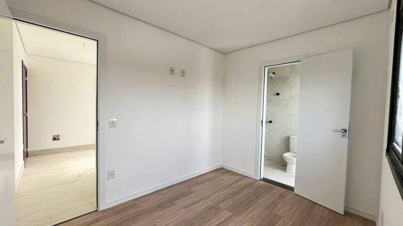 Cobertura, Itapoã, 4 Quartos, 2 Vagas, 2 Suítes