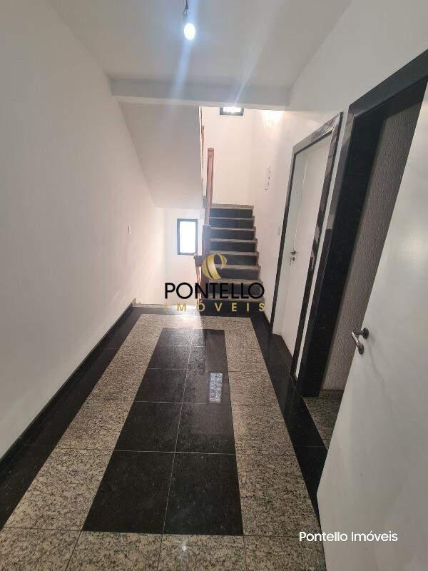 Casa, Cachoeirinha, 5 Quartos, 12 Vagas, 1 Suíte