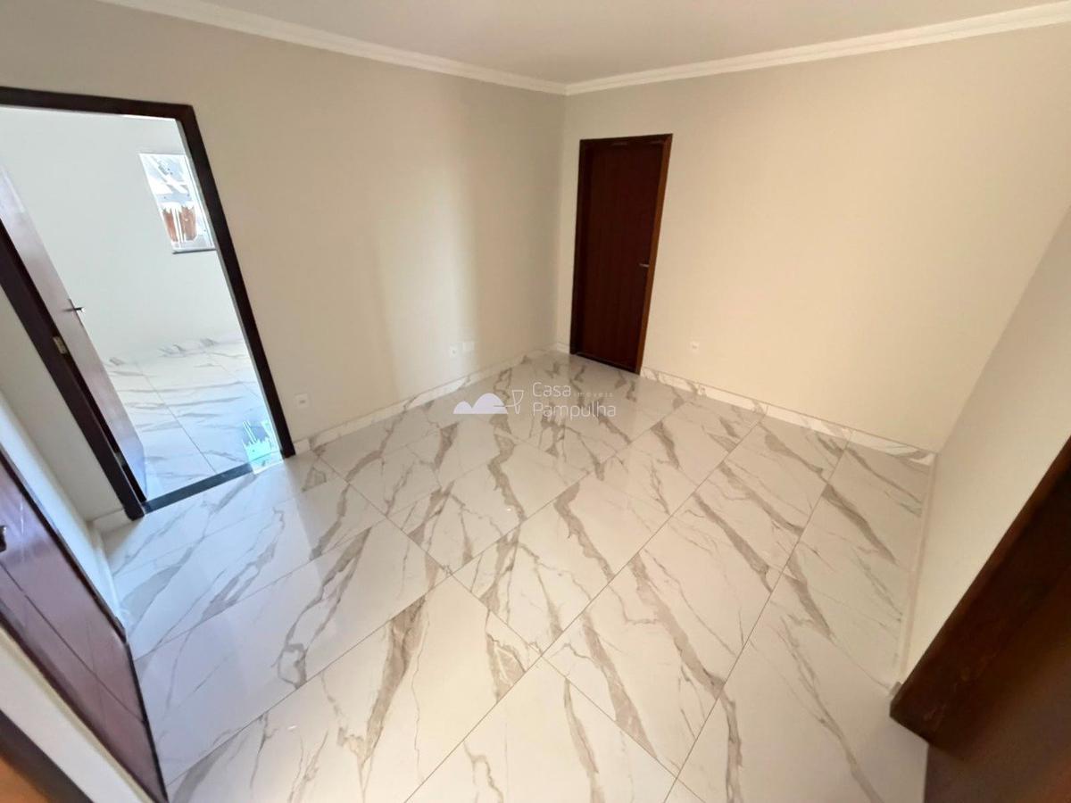 Casa, Europa, 3 Quartos, 3 Vagas, 1 Suíte