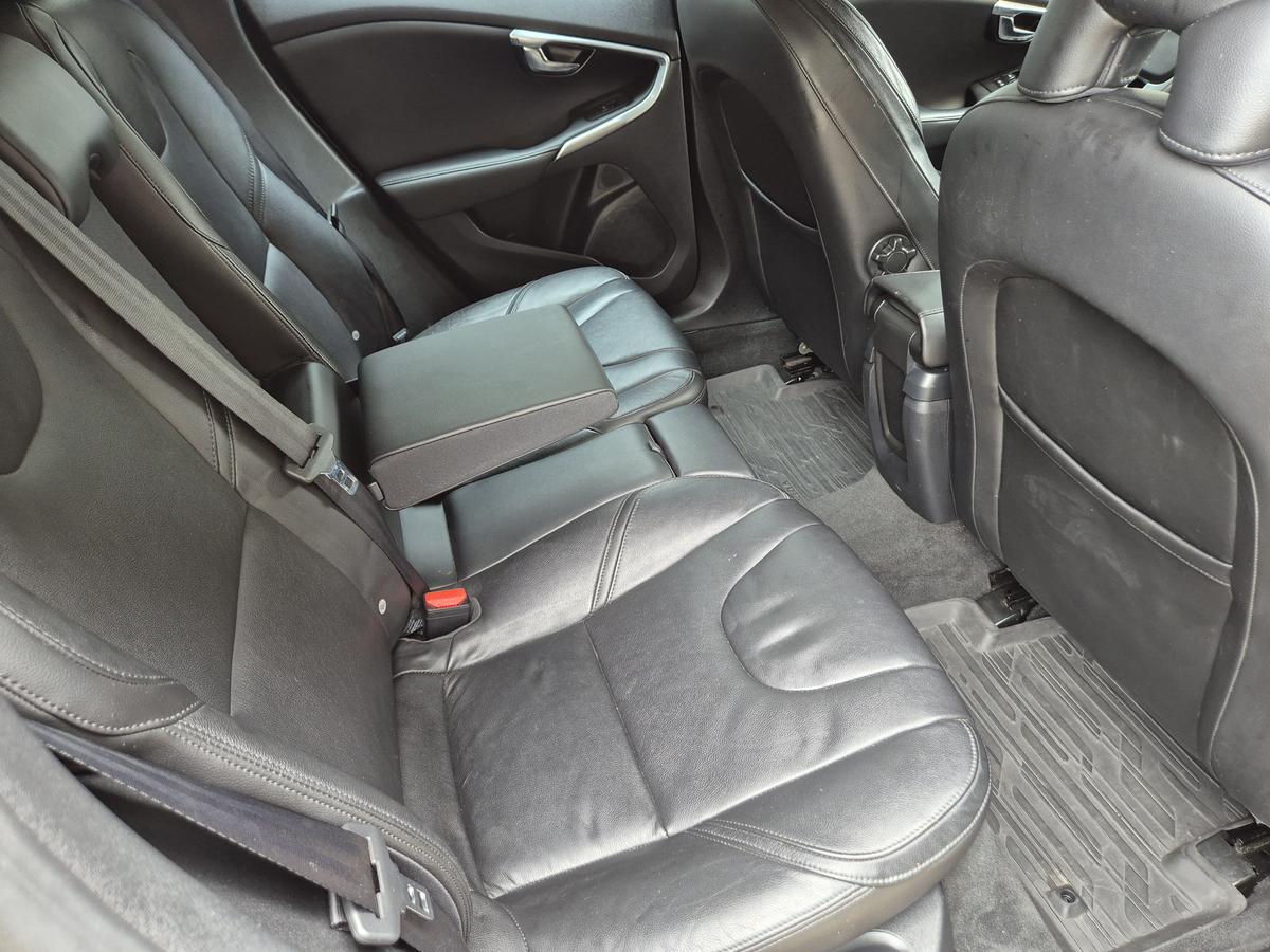 Volvo V40 T-4 Momentum 2.0 Aut.