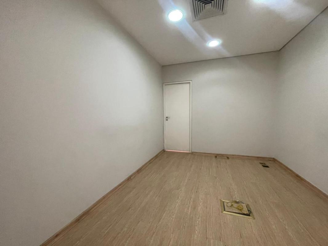 Prédio, Coração de Jesus, 0 Quarto, 80 Vagas