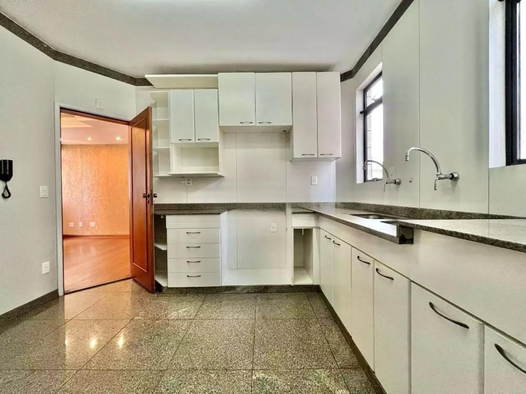 Apartamento, Santo Antônio, 4 Quartos, 3 Vagas, 1 Suíte