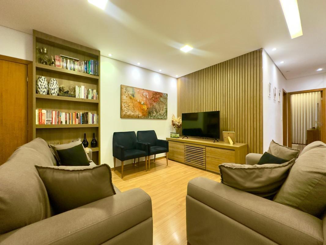 Apartamento, Castelo, 3 Quartos, 2 Vagas, 1 Suíte