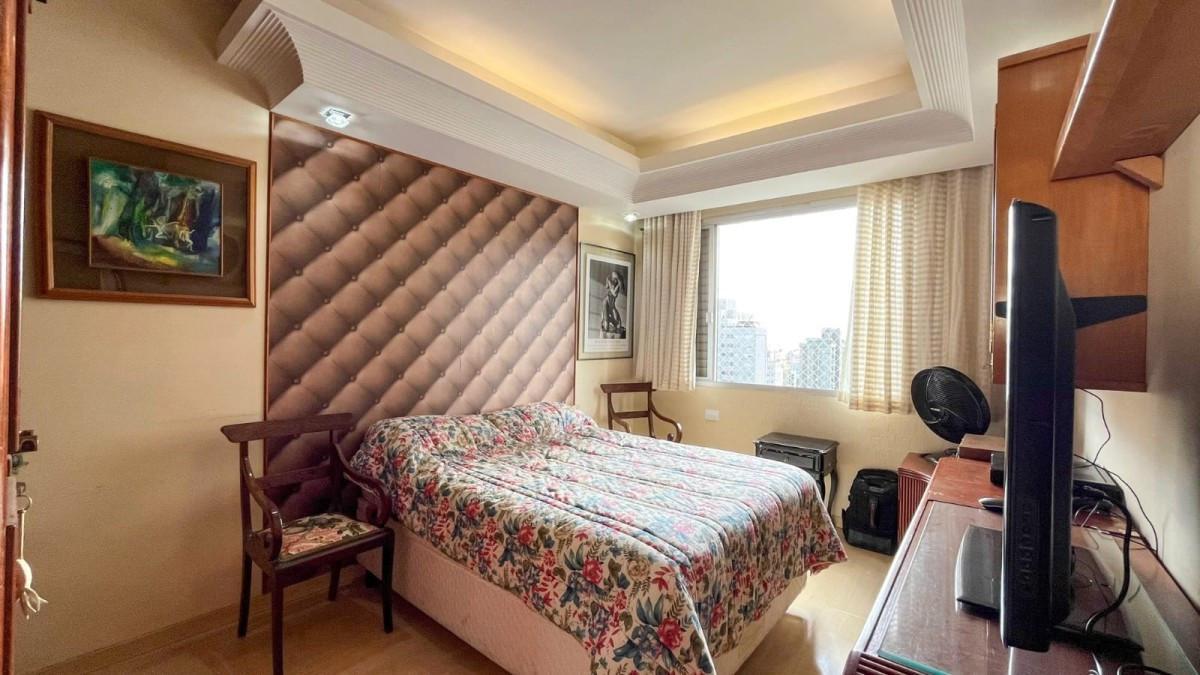Apartamento, Funcionários, 4 Quartos, 2 Vagas, 2 Suítes