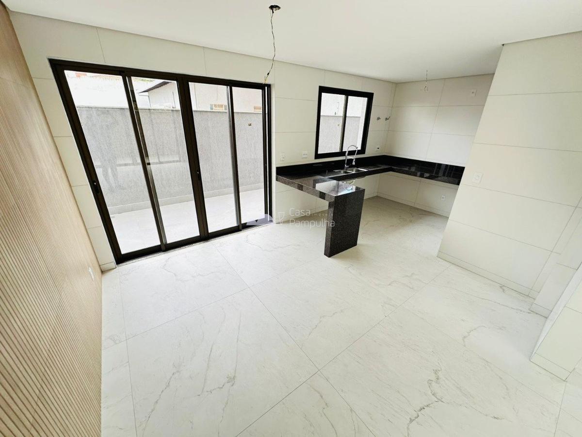 Apartamento, Jaraguá, 4 Quartos, 3 Vagas, 4 Suítes