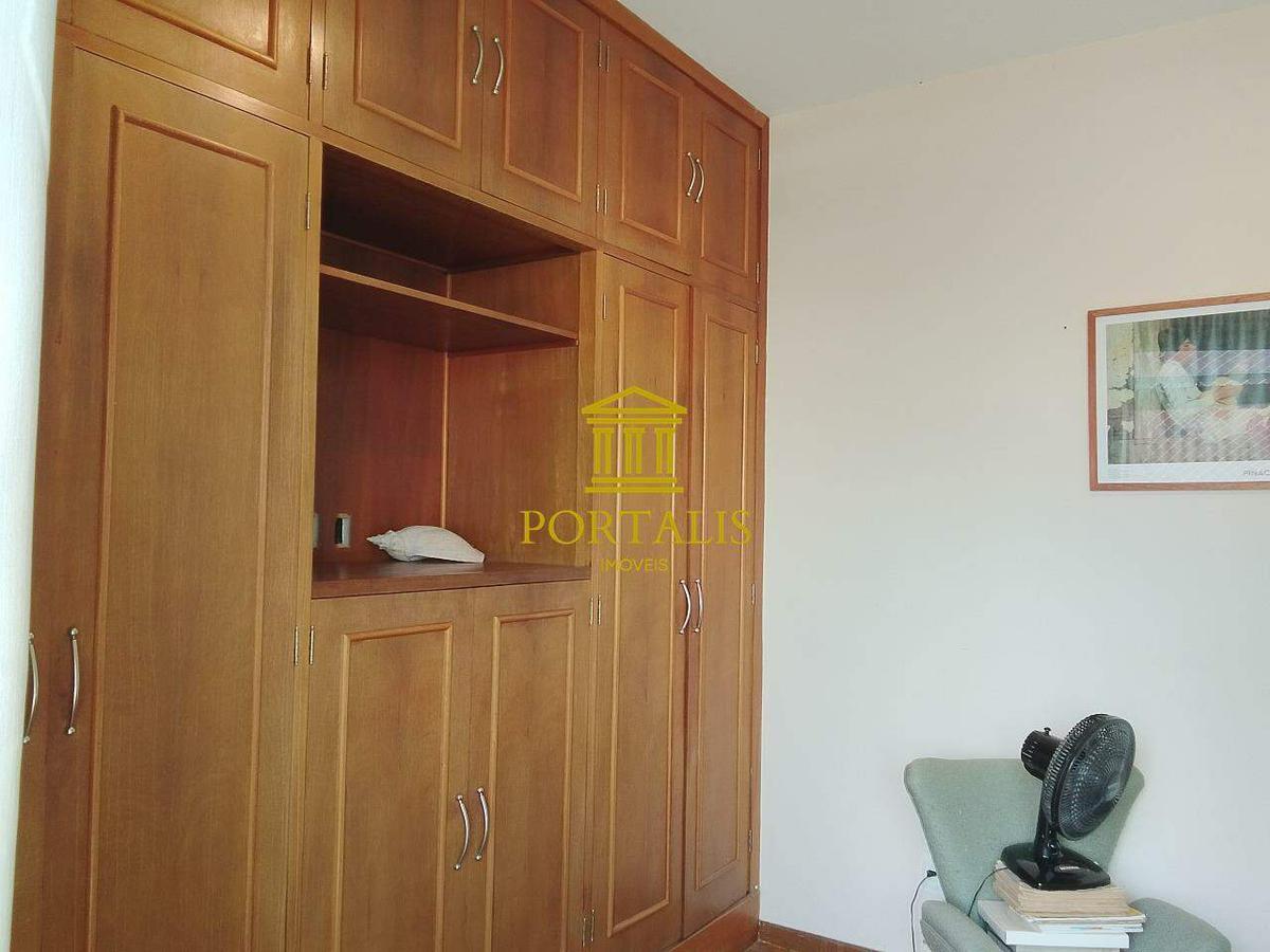 Apartamento, Floresta, 2 Quartos, 0 Vaga
