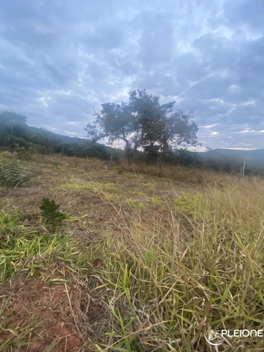 Lote, Centro, 0 Quarto, 0 Vaga