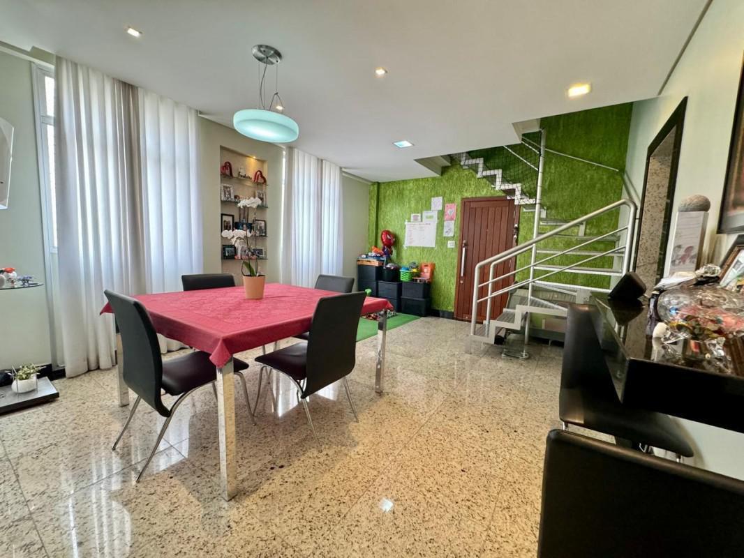 Cobertura, Castelo, 4 Quartos, 2 Vagas, 2 Suítes