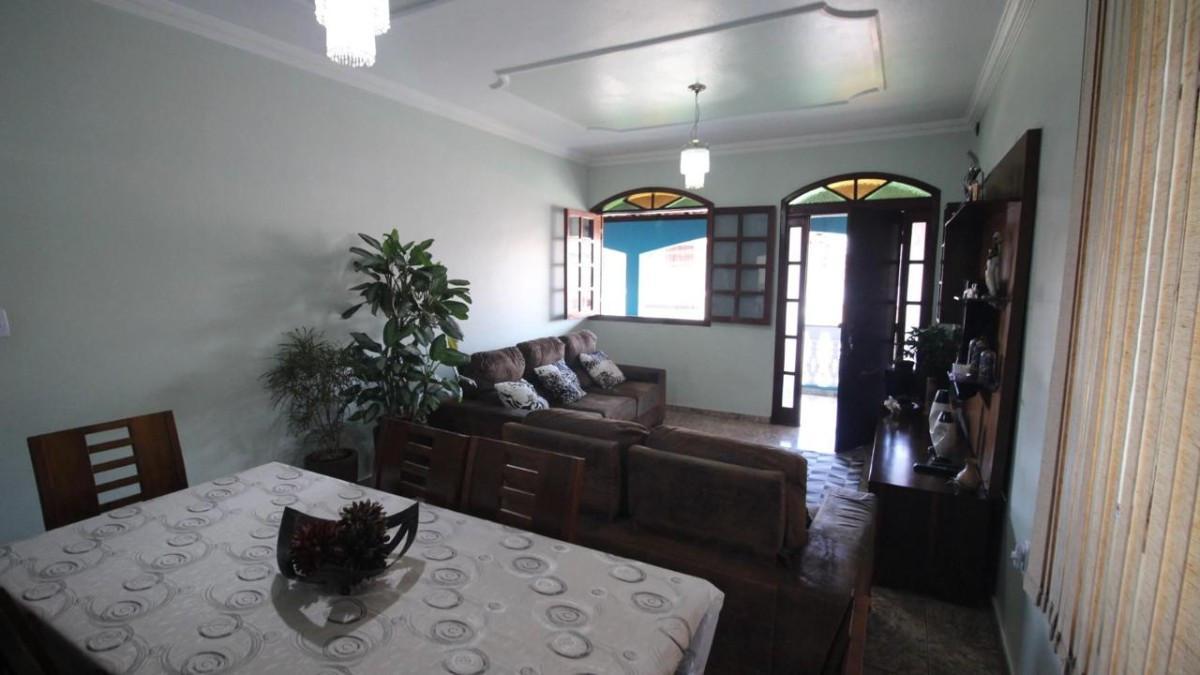Casa, Tirol (barreiro), 4 Quartos, 4 Vagas, 1 Suíte