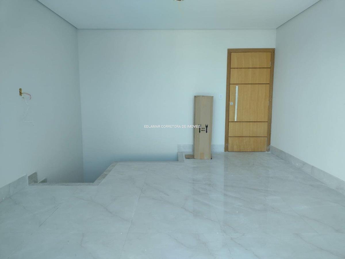 Apartamento, Santa Cruz Industrial, 3 Quartos, 4 Vagas, 1 Suíte