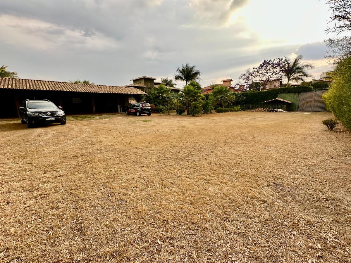 Casa, Bandeirantes (pampulha), 4 Quartos, 10 Vagas, 3 Suítes