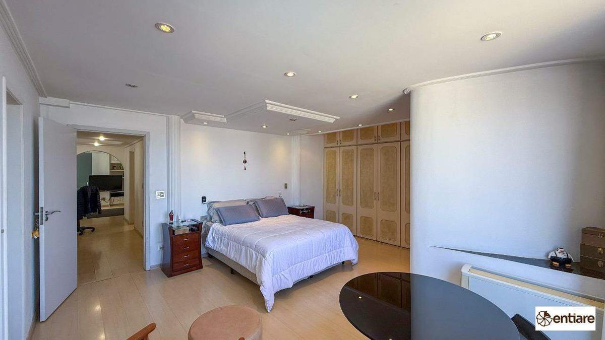 Casa, Santa Lúcia, 5 Quartos, 4 Vagas, 2 Suítes