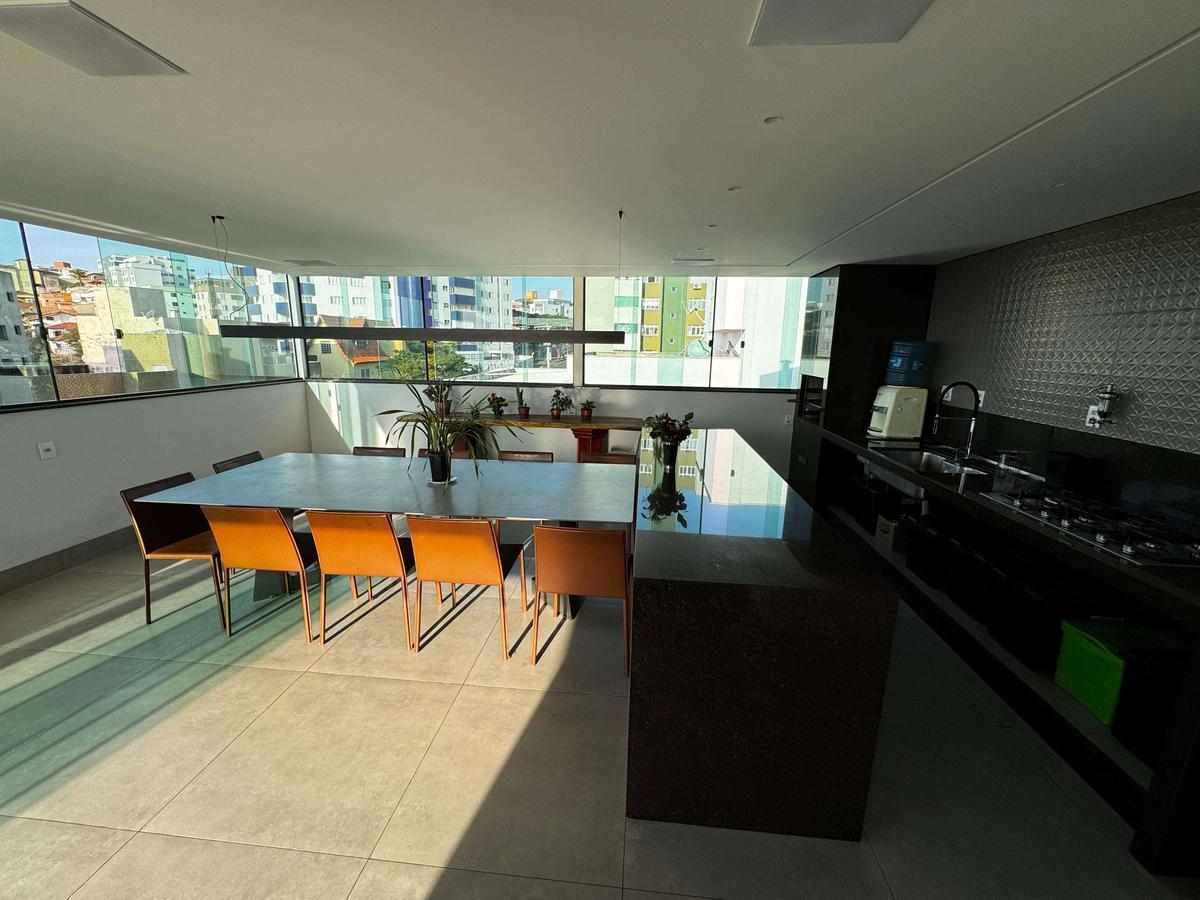 Cobertura, Fernão Dias, 4 Quartos, 4 Vagas, 3 Suítes