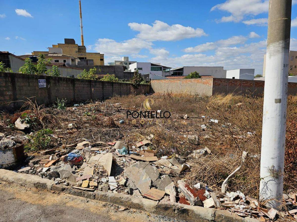 Lote, Santa Rita de Cássia, 0 Quarto, 0 Vaga