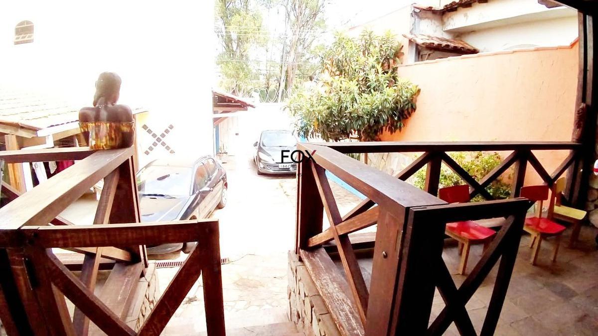 Casa, Camargos, 4 Quartos, 5 Vagas, 2 Suítes