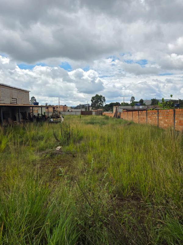 Galpão, Água Limpa, 3 Quartos, 0 Vaga