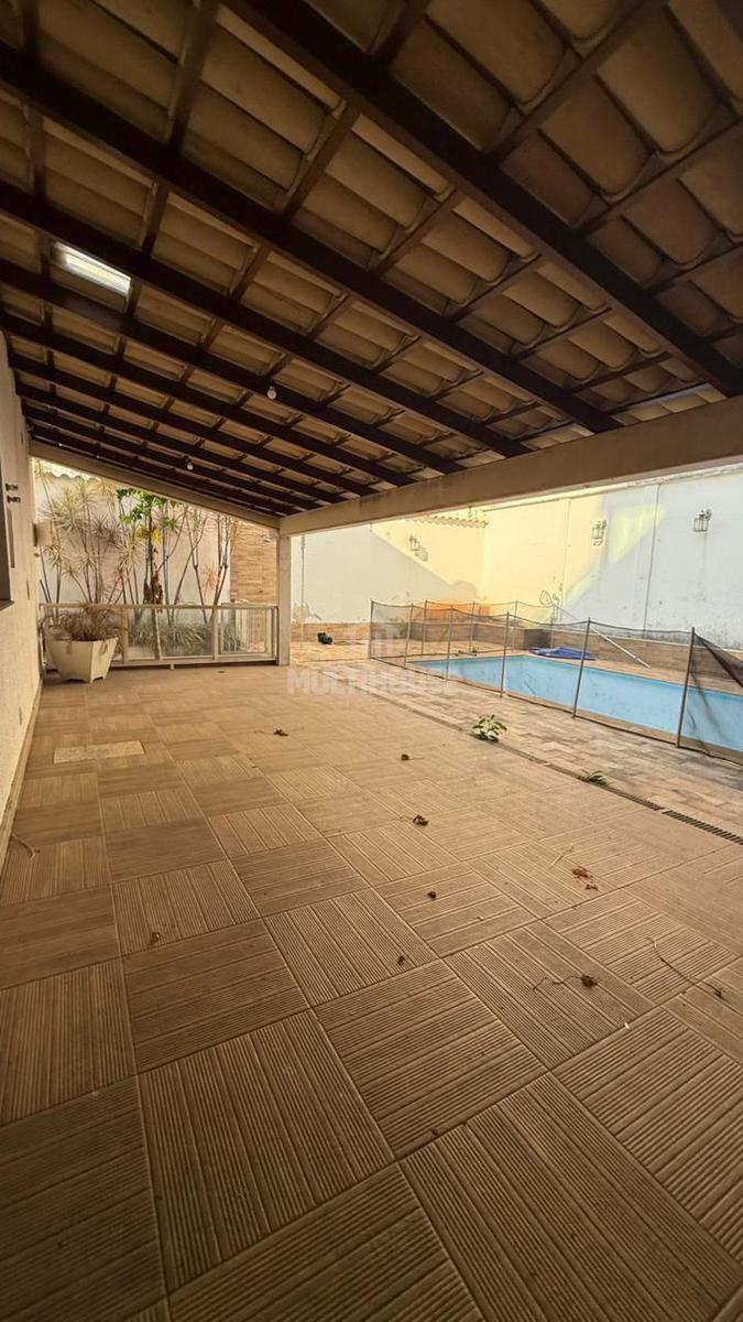 Casa, Castelo, 4 Quartos, 4 Vagas, 4 Suítes