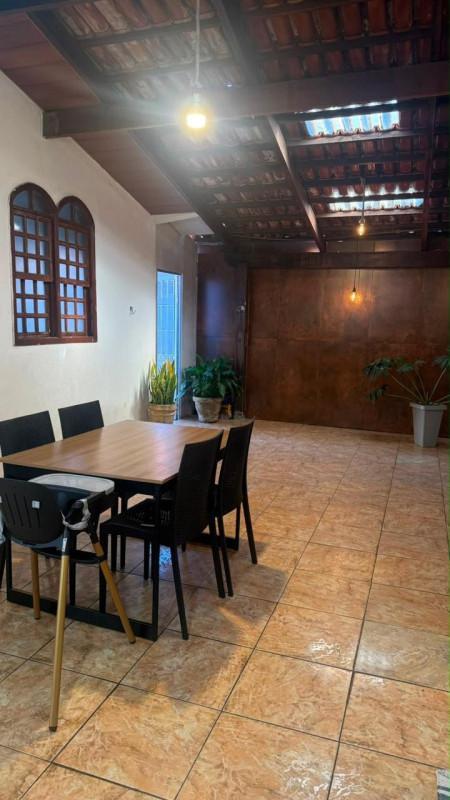 Casa, Centro, 3 Quartos, 2 Vagas, 1 Suíte