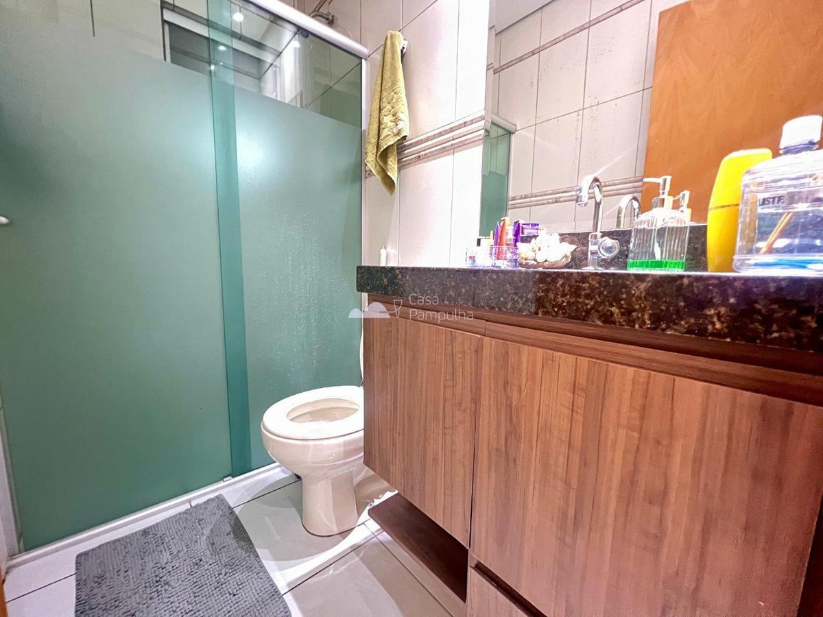 Casa, Céu Azul, 3 Quartos, 4 Vagas, 1 Suíte