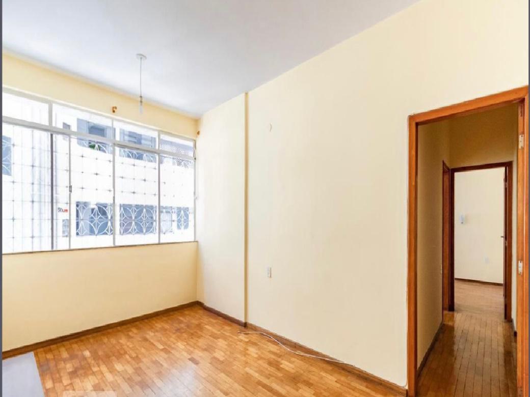 Apartamento, Funcionários, 2 Quartos, 1 Vaga, 1 Suíte