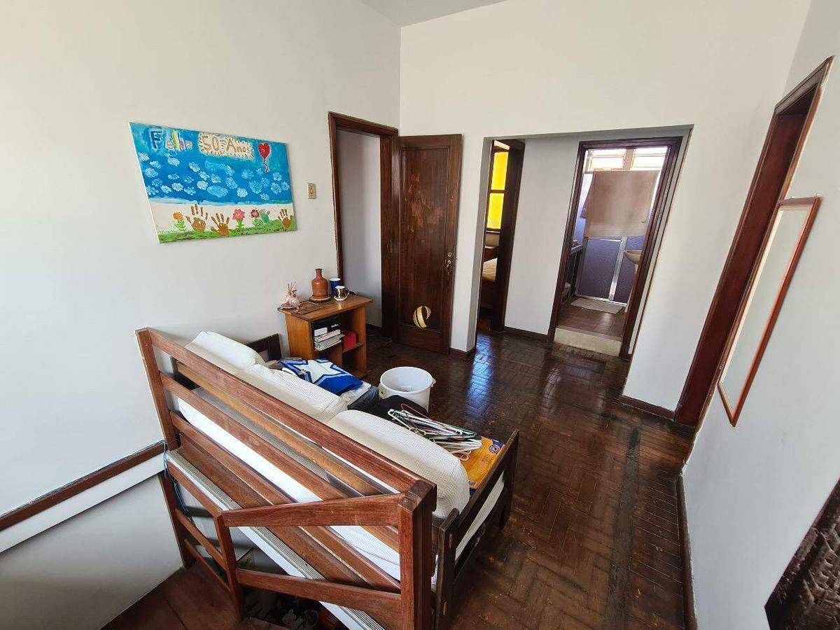 Casa, Floresta, 17 Quartos, 0 Vaga, 4 Suítes