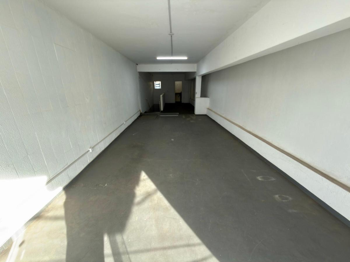 Andar, São José, 0 Quarto, 0 Vaga