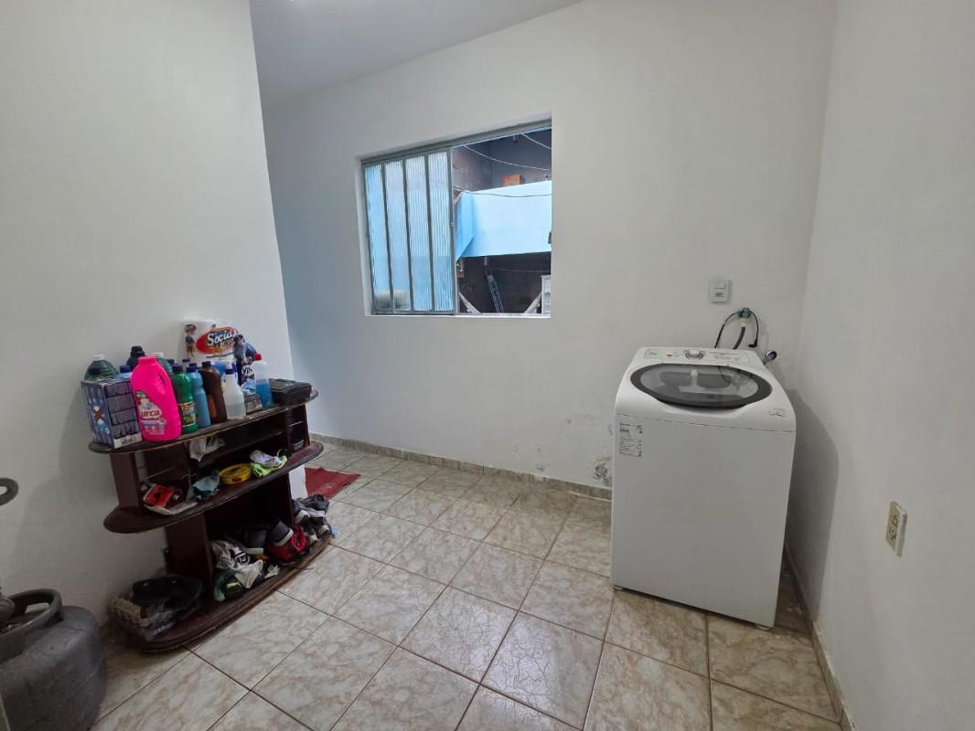 Casa, Coqueiros, 4 Quartos, 1 Vaga, 1 Suíte