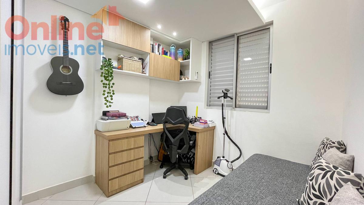 Apartamento, Castelo, 3 Quartos, 0 Vaga, 1 Suíte