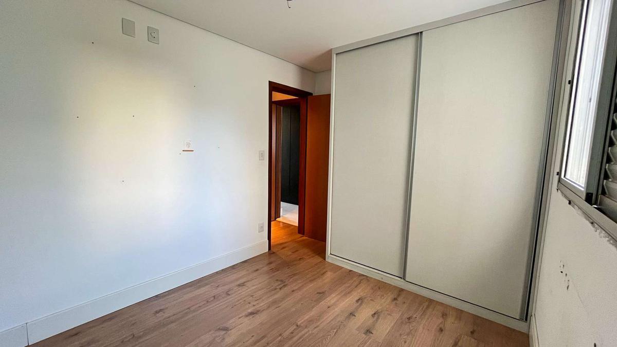 Apartamento, Luxemburgo, 3 Quartos, 1 Vaga, 1 Suíte