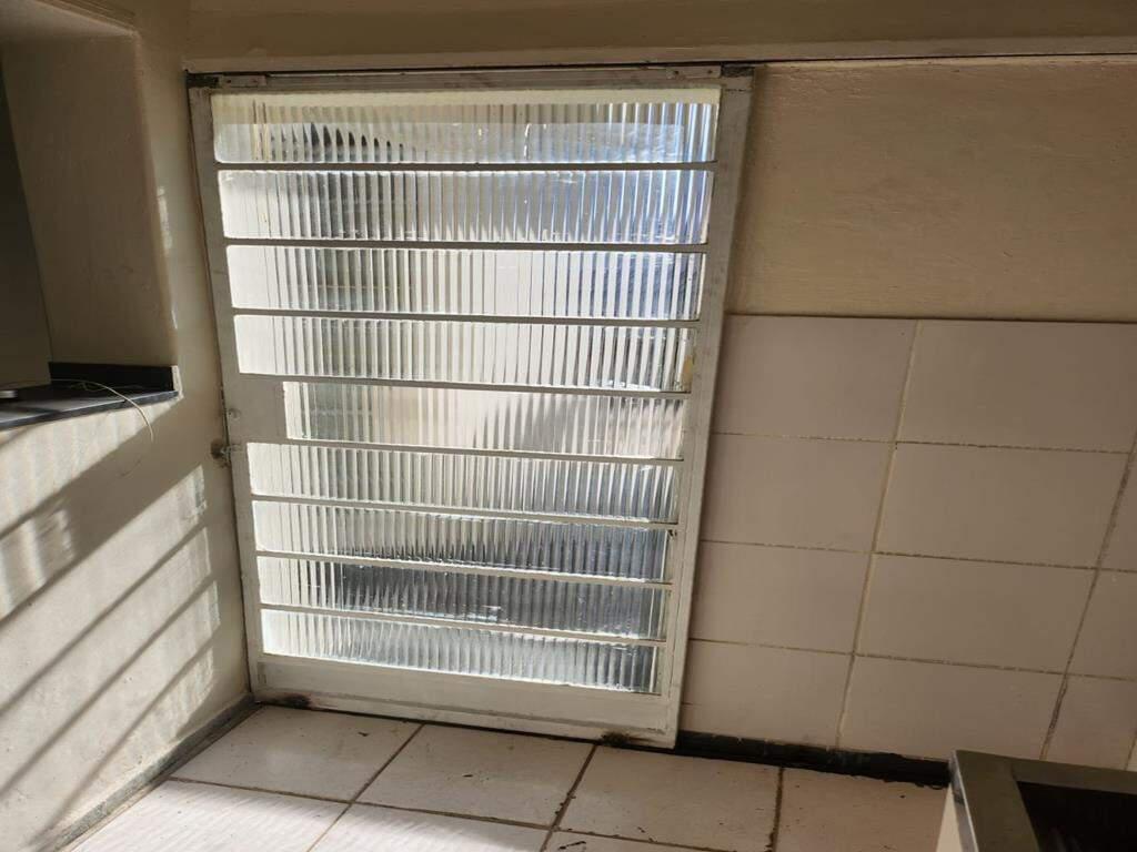 Casa, Santa Cruz, 2 Quartos, 1 Vaga